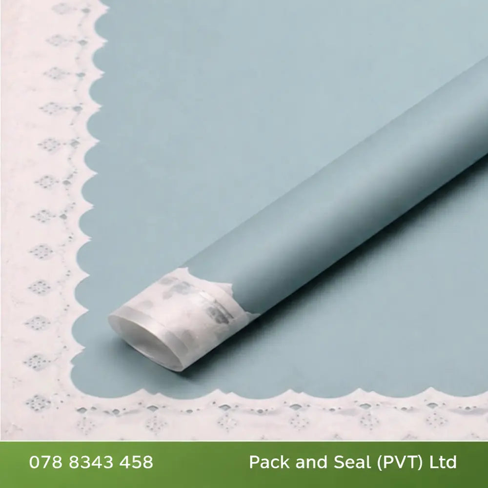White Lace Border Flower Wrapping